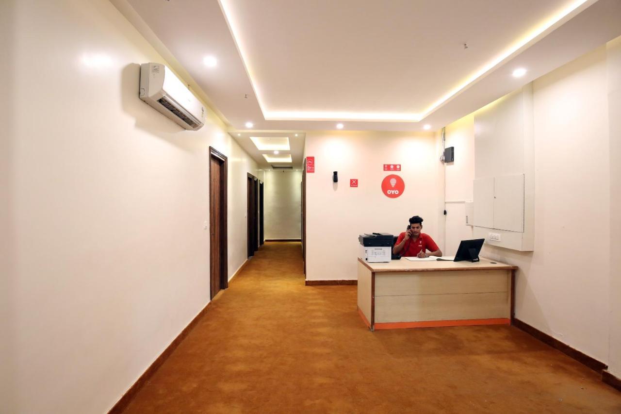 Oyo 9159 Hotel Royal Woodslark Zirakpur المظهر الخارجي الصورة